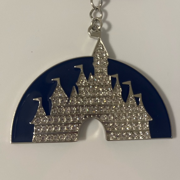 Disney Cinderella Castle Bag Charm New - Picture 3 of 4